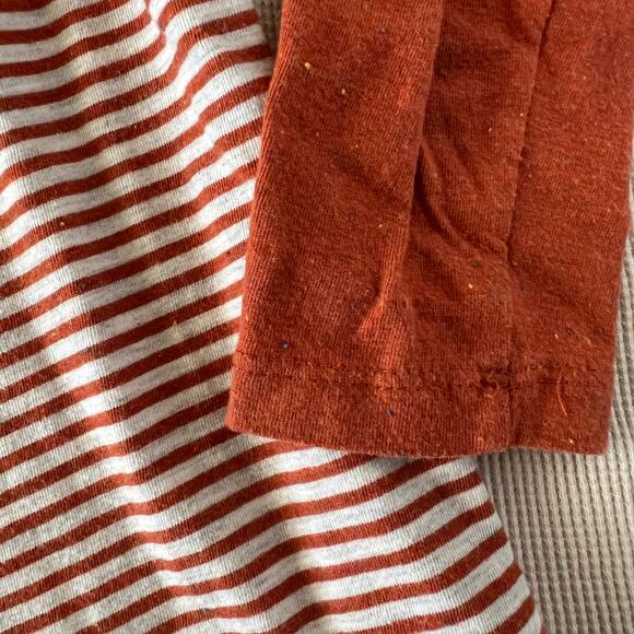 Gap pants & Cat & Jack top - Picture 3 of 9